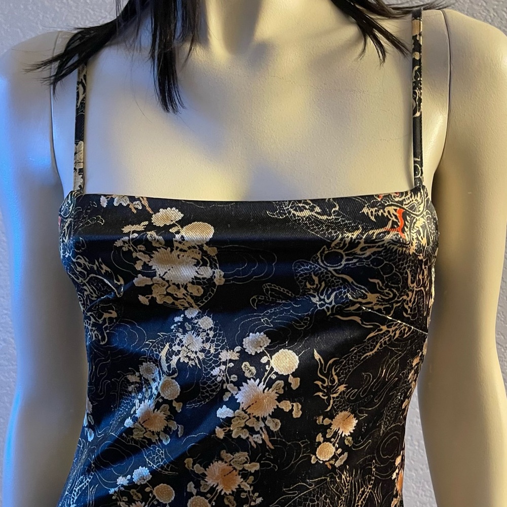 UO - Picture 4 of 9